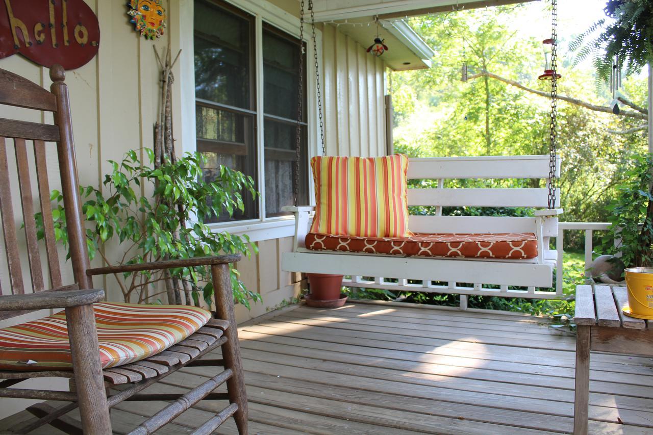 Henson Cove Place Bed And Breakfast W/Cabin Hiawassee Bagian luar foto